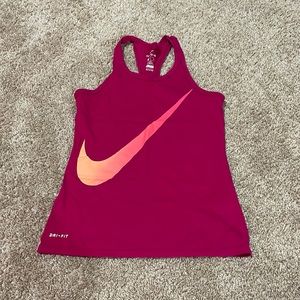 pink nike tank top
